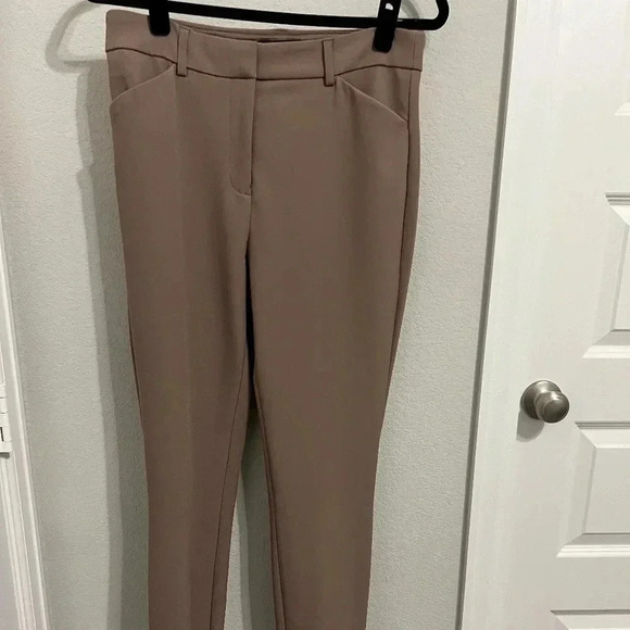 LIKE NEW Express Editor High Waisted Skinny Pant in Mauve, size 8L. - Picture 1 of 15